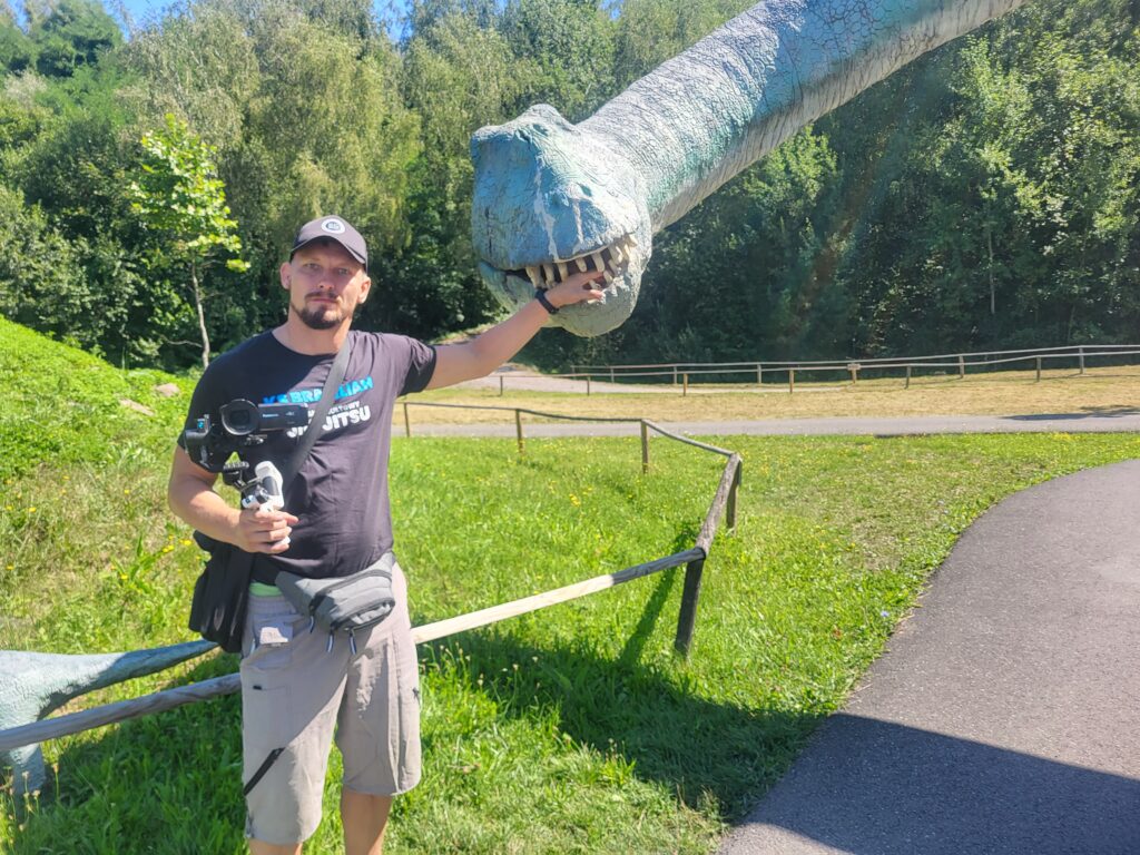 Dino Park w Ostrawie - idziemy zobaczyć wszystkie atrakcje i interaktywne dinozaury! Vlog Steina
