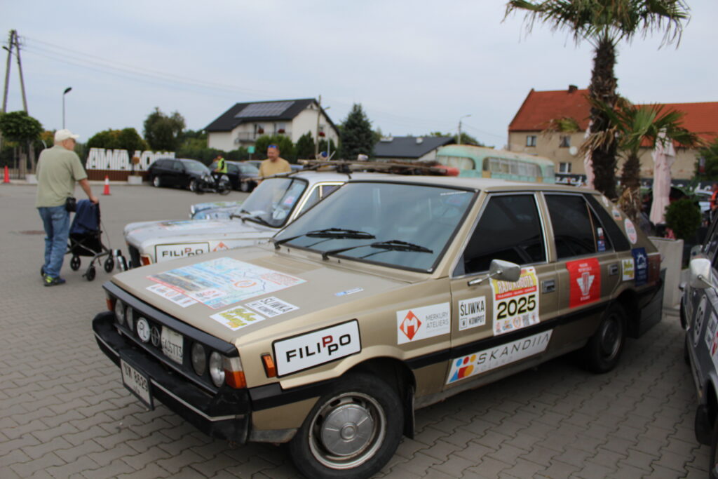 Muzeum motoryzacyjne Wena w Oławie - Największe muzeum w Polsce - Vlog podróżniczy Steina