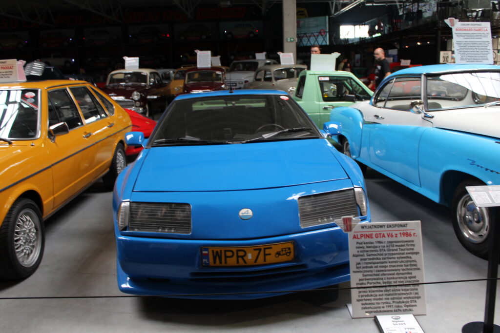 Muzeum motoryzacyjne Wena w Oławie - Największe muzeum w Polsce - Vlog podróżniczy Steina