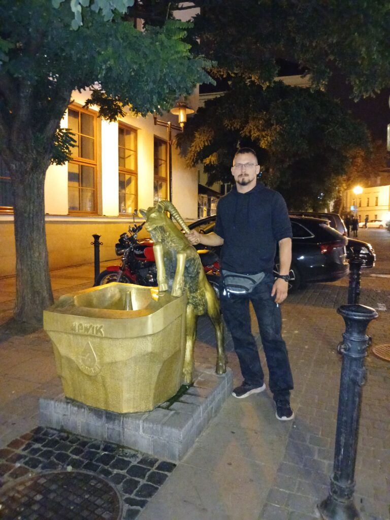 Rynek i świecące fontanny w Lublinie - Vlog Steina