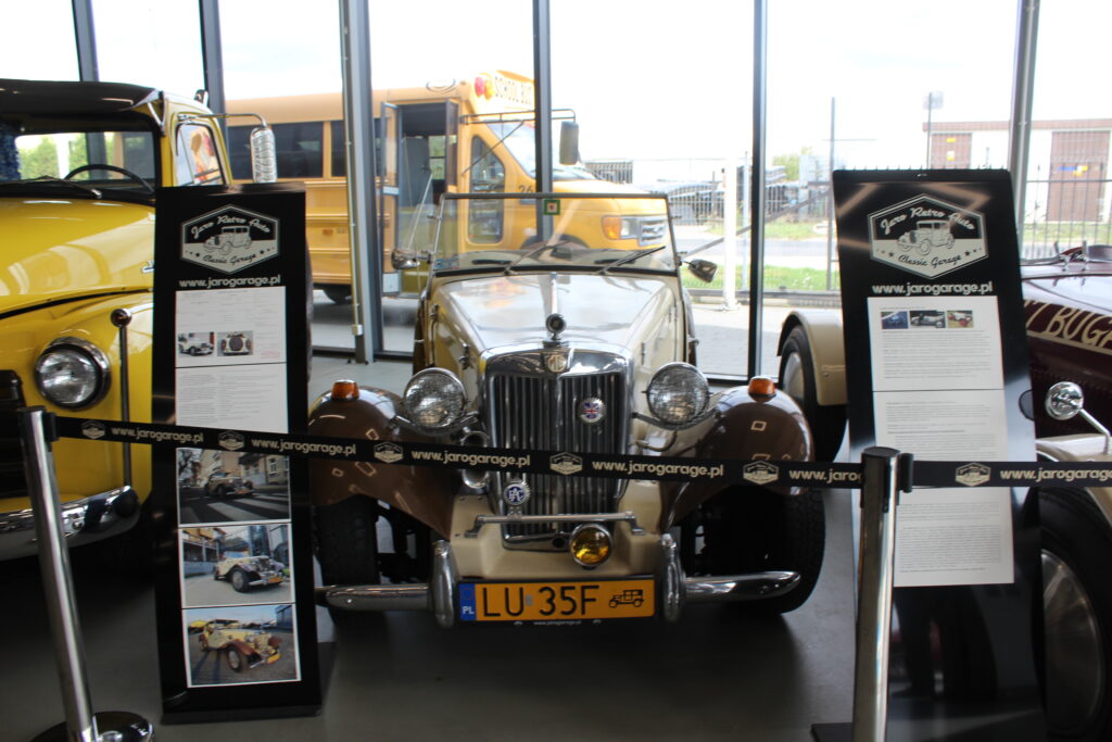 Muzeum motoryzacyjne Jaro retro classic Garage w Lublinie - Vlog podróżniczy Steina